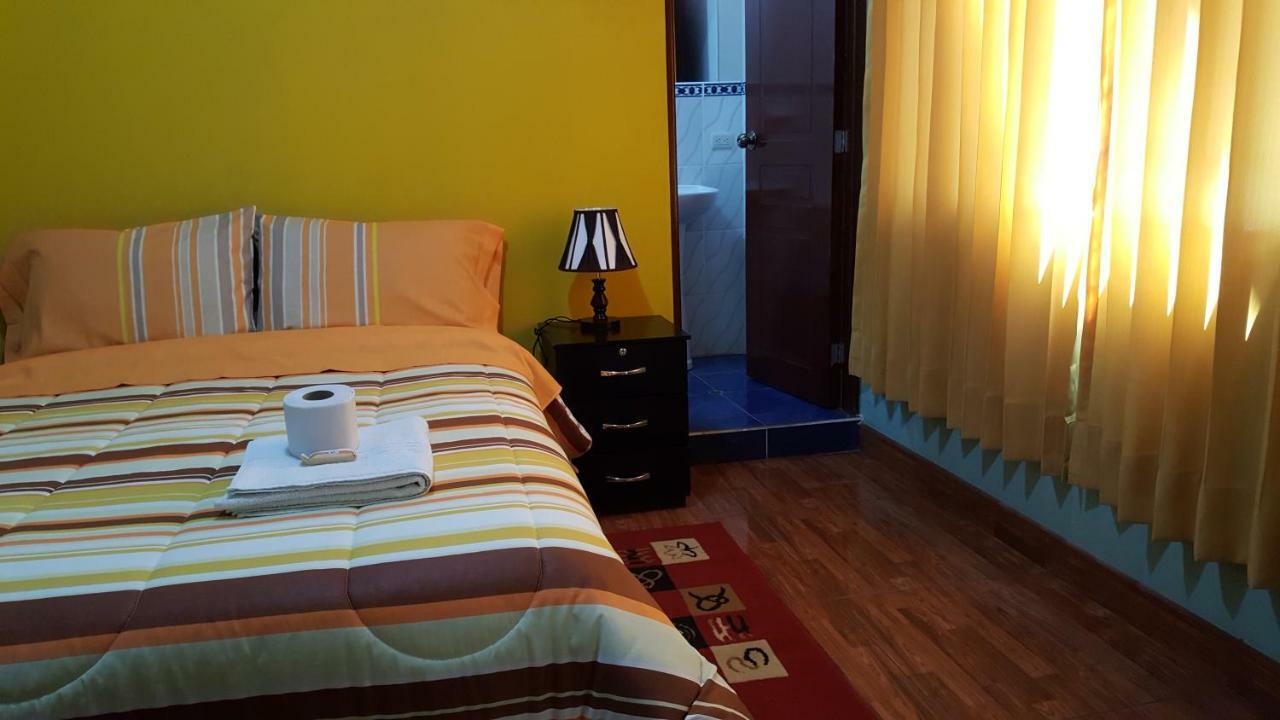 ואנקיו Hostal Los Pinos מראה חיצוני תמונה