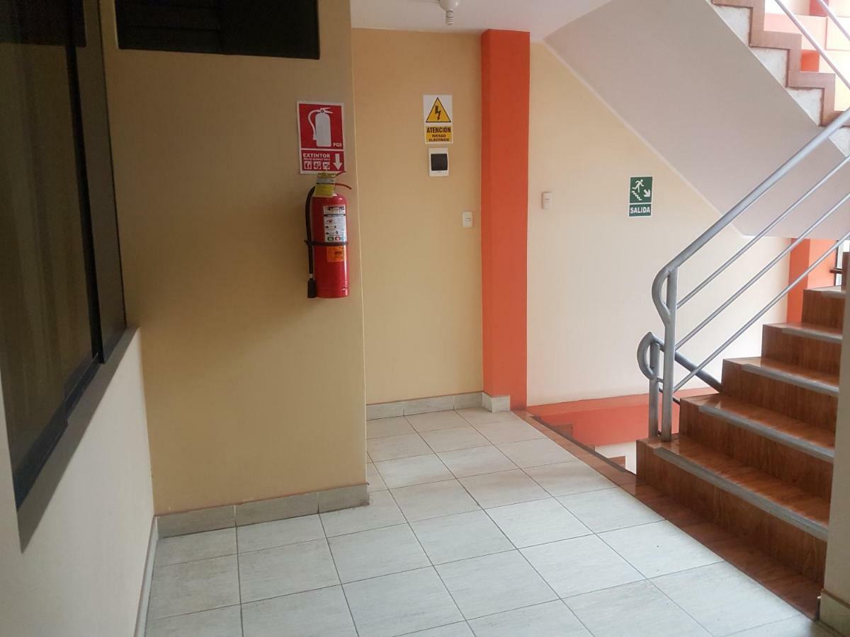ואנקיו Hostal Los Pinos מראה חיצוני תמונה